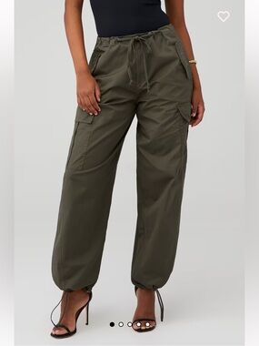 NWOT GOOD AMERICAN PARACHUTE PANT